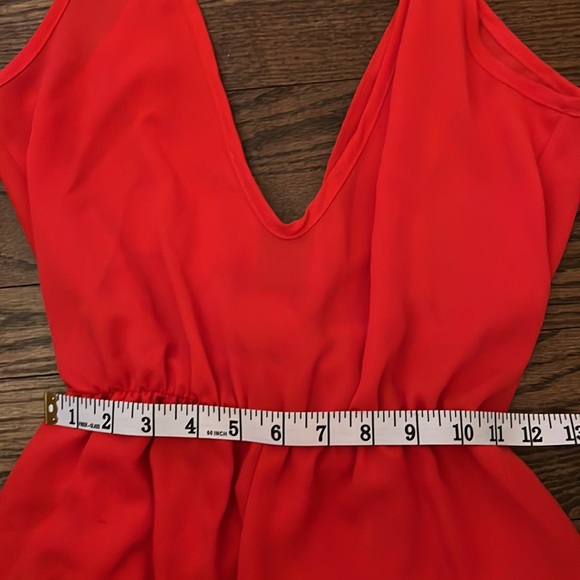 Red Romper ruffle bottom. Elastic waist. - Picture 9 of 9